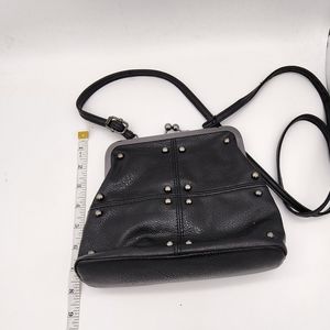 Kiss lock crossbody handbag